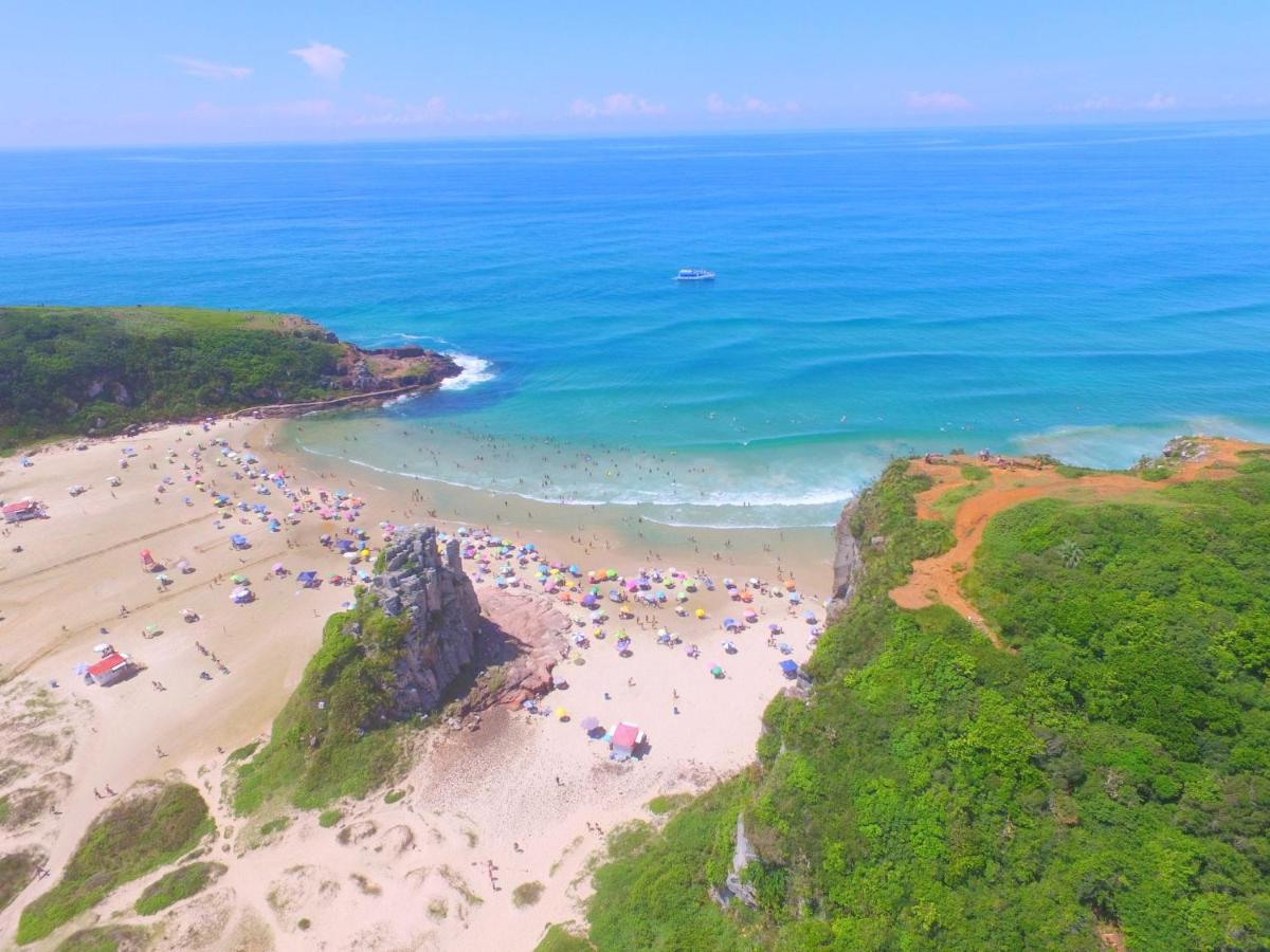 CASA completa em TORRES-RS - O MELHOR CUSTO BENEFICIO na mais bela praia Gaúcha - Cozinha - Banheiro - Ar condicionado - Smart TV 32 Android Apps Youtube - Netflix - Prime Vídeo e Wi-Fi - Estacionamento - Acomoda até 10 pessoas - Anfitriã Superhost n Villa Esterno foto