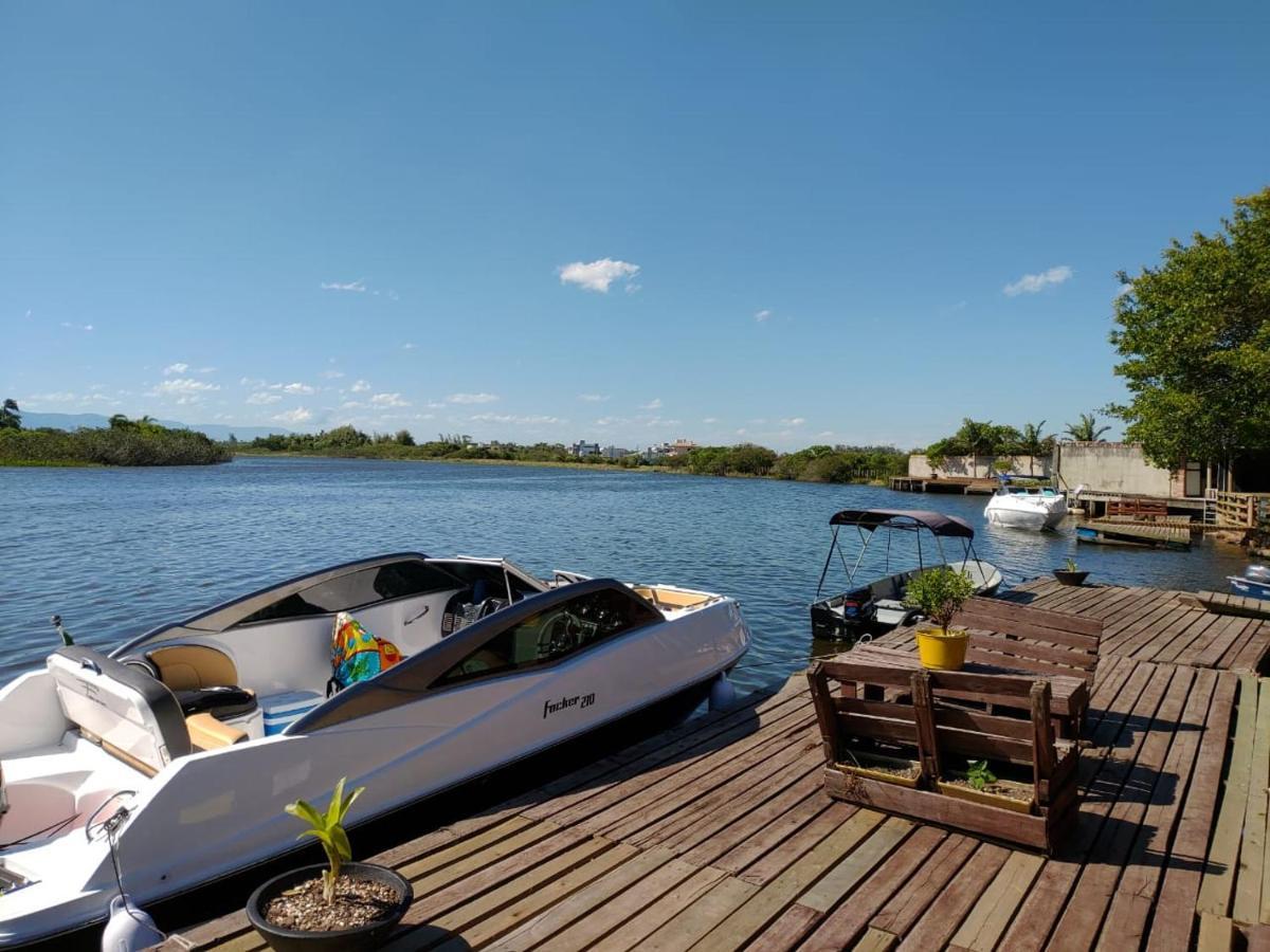 CASA completa em TORRES-RS - O MELHOR CUSTO BENEFICIO na mais bela praia Gaúcha - Cozinha - Banheiro - Ar condicionado - Smart TV 32 Android Apps Youtube - Netflix - Prime Vídeo e Wi-Fi - Estacionamento - Acomoda até 10 pessoas - Anfitriã Superhost n Villa Esterno foto