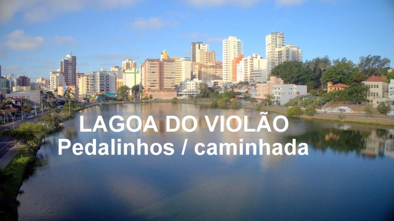 CASA completa em TORRES-RS - O MELHOR CUSTO BENEFICIO na mais bela praia Gaúcha - Cozinha - Banheiro - Ar condicionado - Smart TV 32 Android Apps Youtube - Netflix - Prime Vídeo e Wi-Fi - Estacionamento - Acomoda até 10 pessoas - Anfitriã Superhost n Villa Esterno foto