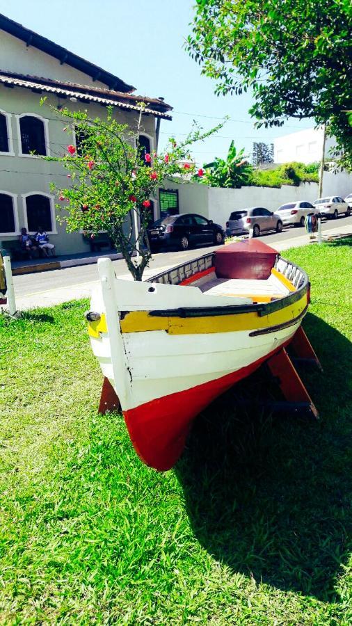 CASA completa em TORRES-RS - O MELHOR CUSTO BENEFICIO na mais bela praia Gaúcha - Cozinha - Banheiro - Ar condicionado - Smart TV 32 Android Apps Youtube - Netflix - Prime Vídeo e Wi-Fi - Estacionamento - Acomoda até 10 pessoas - Anfitriã Superhost n Villa Esterno foto